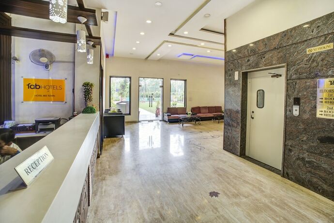 Imagen general del Hotel Fabhotel Bee Town. Foto 4