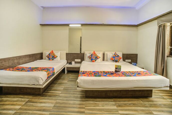 Imagen general del Hotel Fabhotel Bee Town. Foto 11