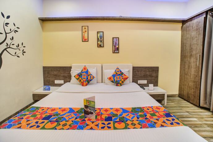 Imagen general del Hotel Fabhotel Bee Town. Foto 13