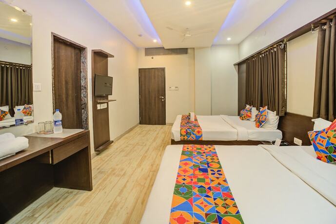 Imagen de la habitación del Hotel Fabhotel Bee Town. Foto 19