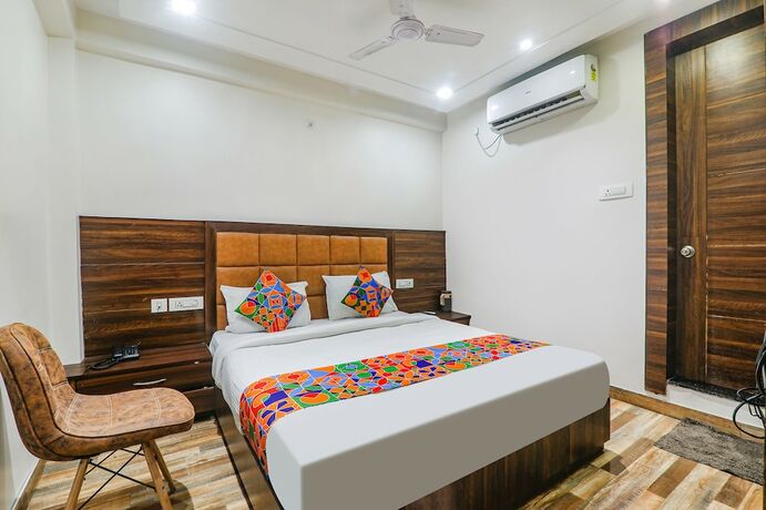 Imagen de la habitación del Hotel Fabhotel Bless Inn. Foto 19