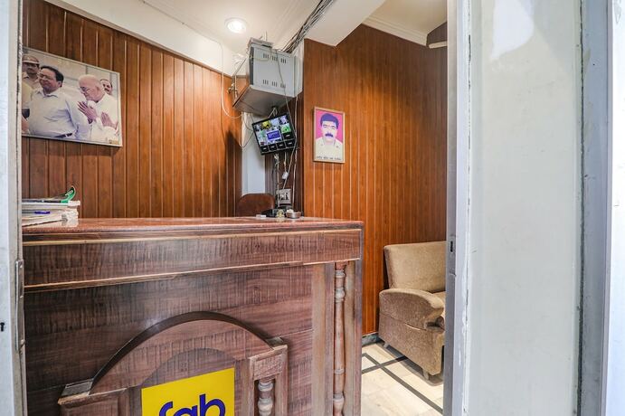 Imagen general del Hotel Fabhotel Bless Inn. Foto 12