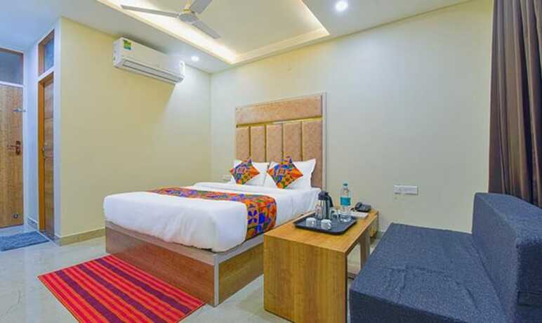 Imagen de la habitación del Hotel Fabhotel Bohra International. Foto 19