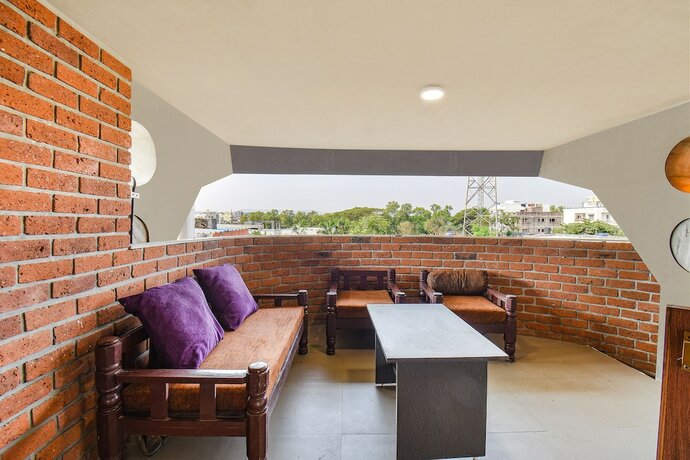 Imagen general del Hotel Fabhotel Brown Inn. Foto 6