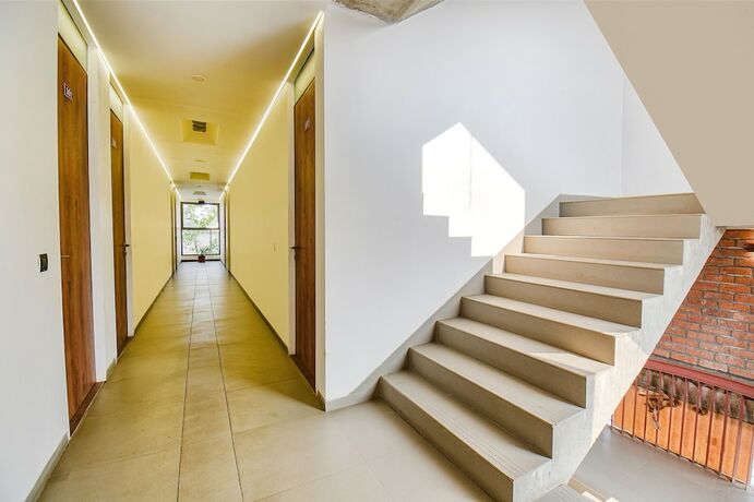 Imagen general del Hotel Fabhotel Brown Inn. Foto 15