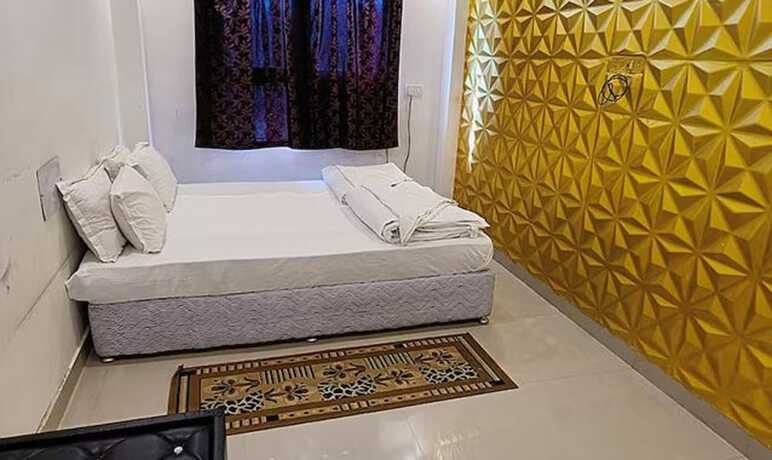 Imagen de la habitación del Hotel Fabhotel Buddha Saalt. Foto 15
