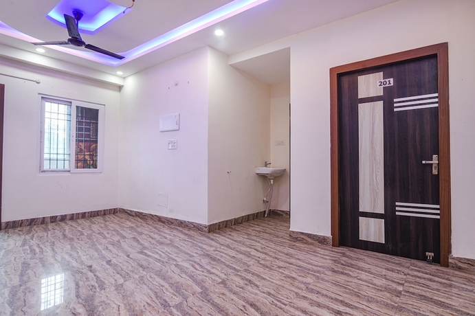 Imagen de los interiores del Hotel Fabhotel Buddha Sunrise. Foto 16
