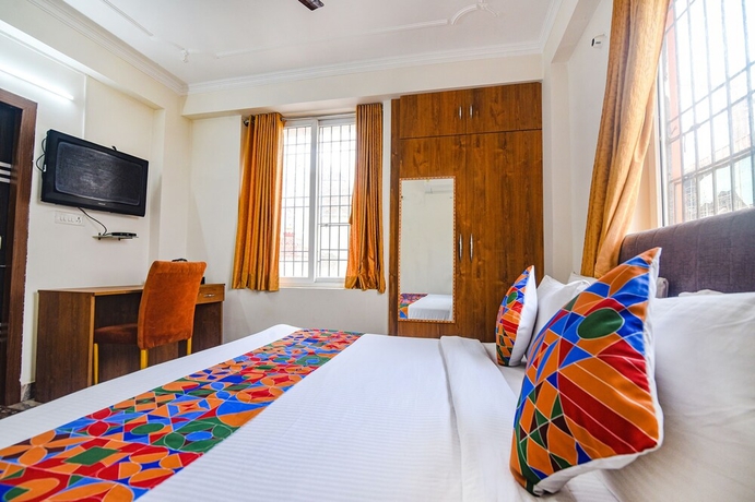 Imagen de la habitación del Hotel Fabhotel Buddha Sunrise. Foto 10