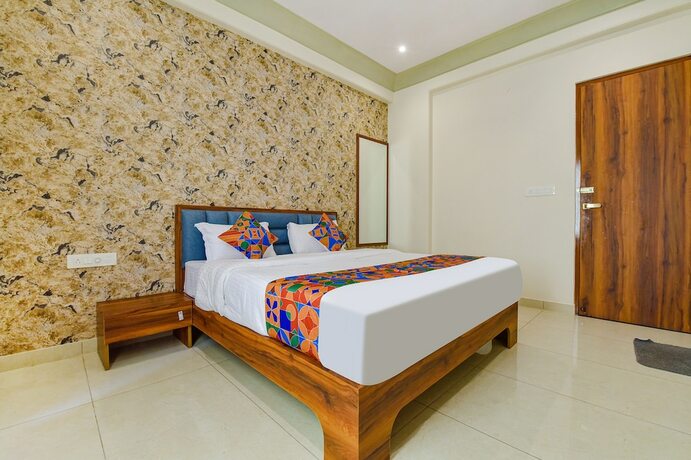 Imagen general del Hotel Fabhotel Bungalow 18. Foto 10