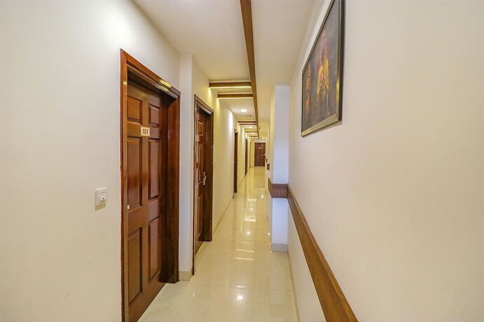 Imagen general del Hotel Fabhotel California Heights. Foto 4