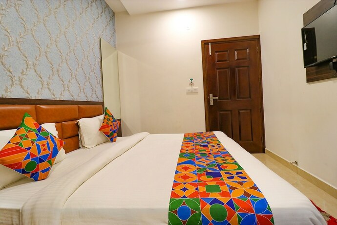 Imagen general del Hotel Fabhotel California Heights. Foto 11