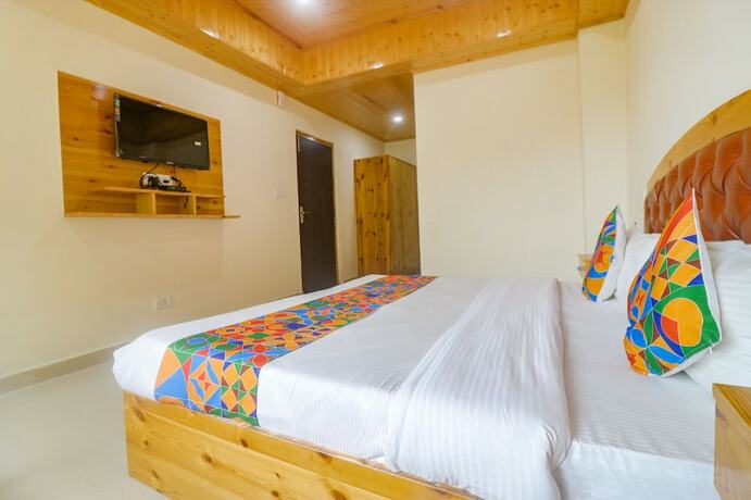 Imagen general del Hotel Fabhotel Castle Rock. Foto 10