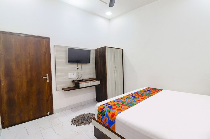 Imagen general del Hotel Fabhotel Chahat Palace. Foto 15