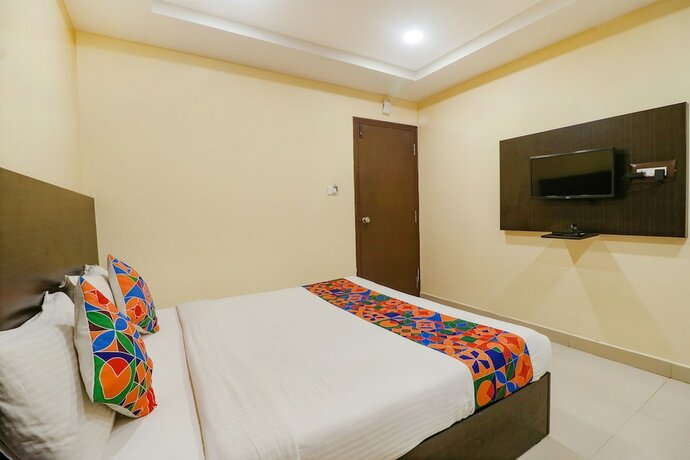 Imagen general del Hotel Fabhotel Champion Residency. Foto 8
