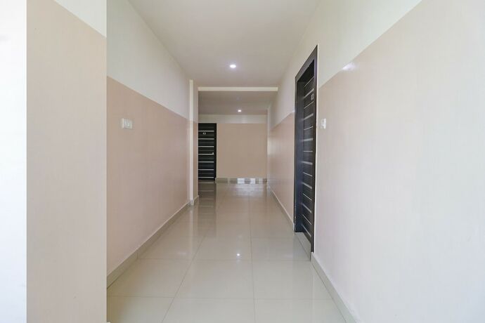 Imagen general del Hotel Fabhotel Champion Residency. Foto 11