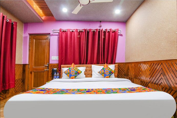 Imagen de la habitación del Hotel Fabhotel City Plaza. Foto 15