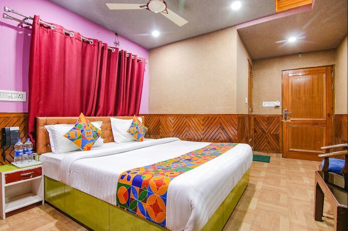 Imagen de la habitación del Hotel Fabhotel City Plaza. Foto 18