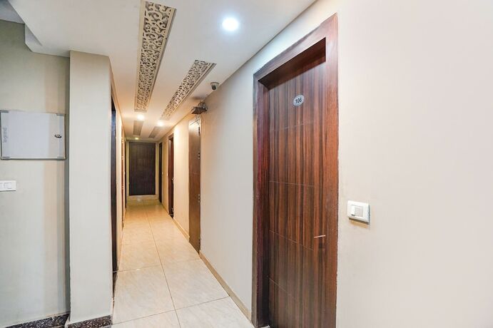 Imagen general del Hotel Fabhotel Cloud 9 Shopprix Mall. Foto 10