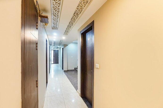 Imagen general del Hotel Fabhotel Cloud 9 Shopprix Mall. Foto 12