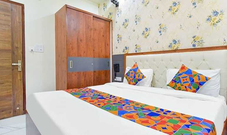 Imagen general del Hotel Fabhotel Cm Palace. Foto 16