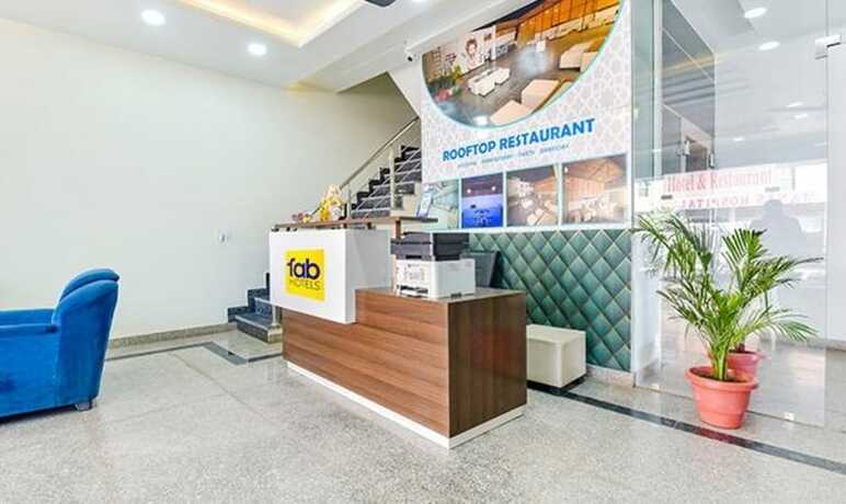 Imagen general del Hotel Fabhotel Cm Palace. Foto 17