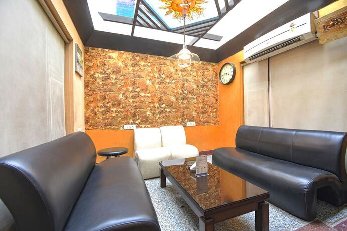 Imagen general del Hotel Fabhotel Comfort 35. Foto 12