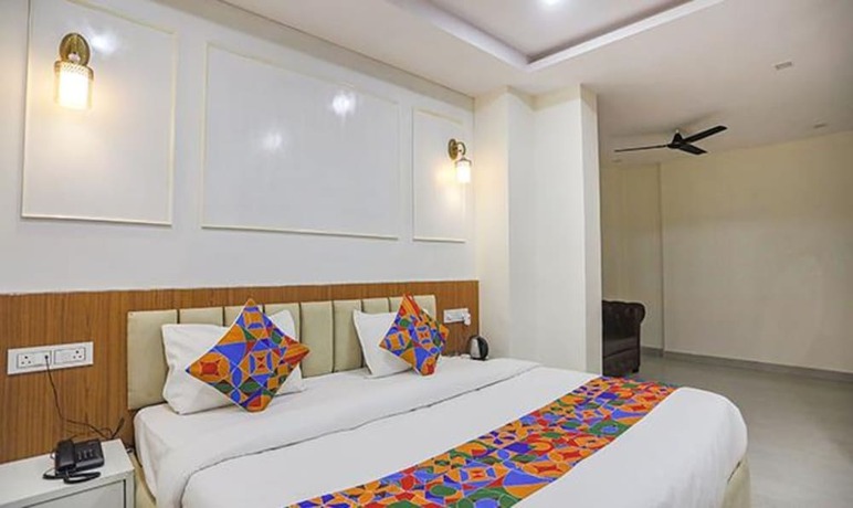 Imagen de la habitación del Hotel Fabhotel Cosmos. Foto 20