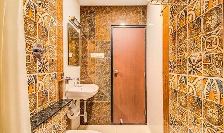 Imagen general del Hotel Fabhotel Crown Residency. Foto 9