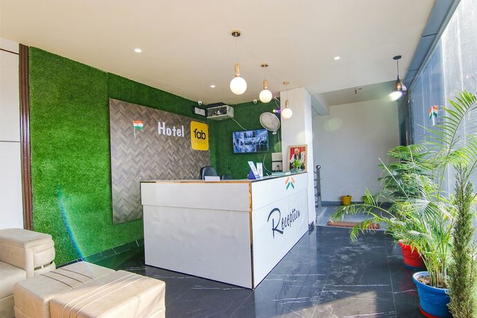 Imagen general del Hotel Fabhotel Crown Star. Foto 13
