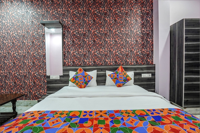 Imagen de la habitación del Hotel Fabhotel Deepak Palace. Foto 3