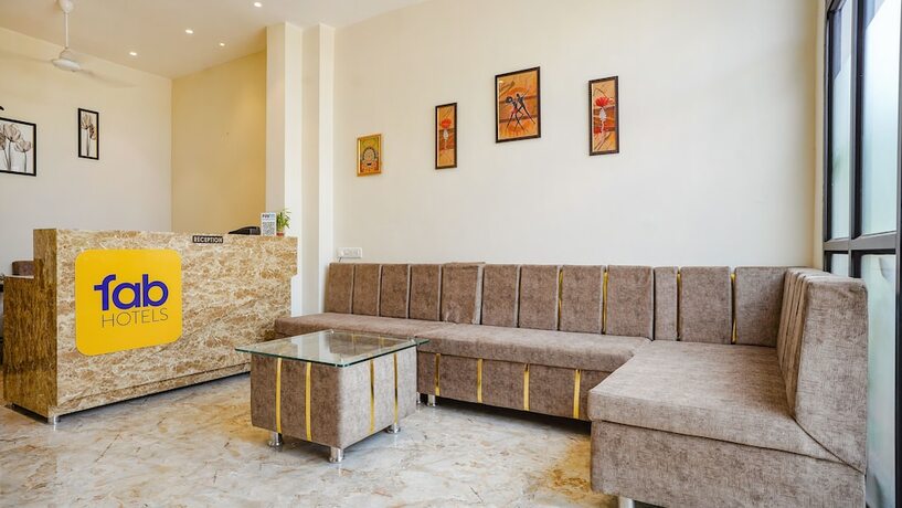 Imagen general del Hotel Fabhotel Desire. Foto 12