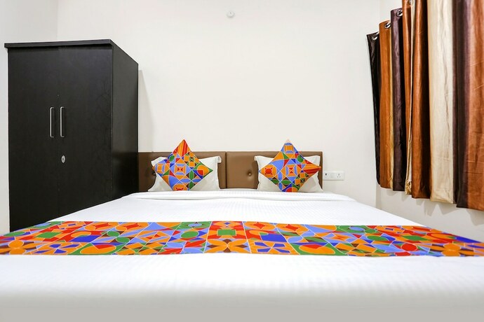 Imagen general del Hotel Fabhotel Destiny 74. Foto 11