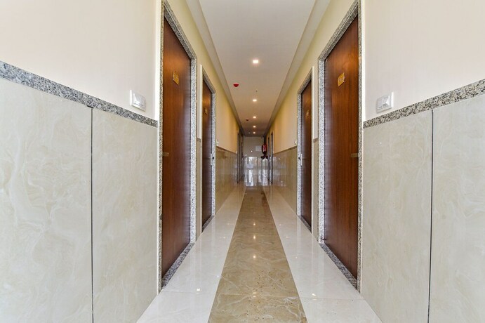Imagen general del Hotel Fabhotel Diamond I. Foto 16