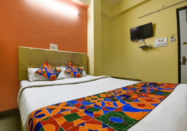 Imagen de la habitación del Hotel Fabhotel Dp International. Foto 19