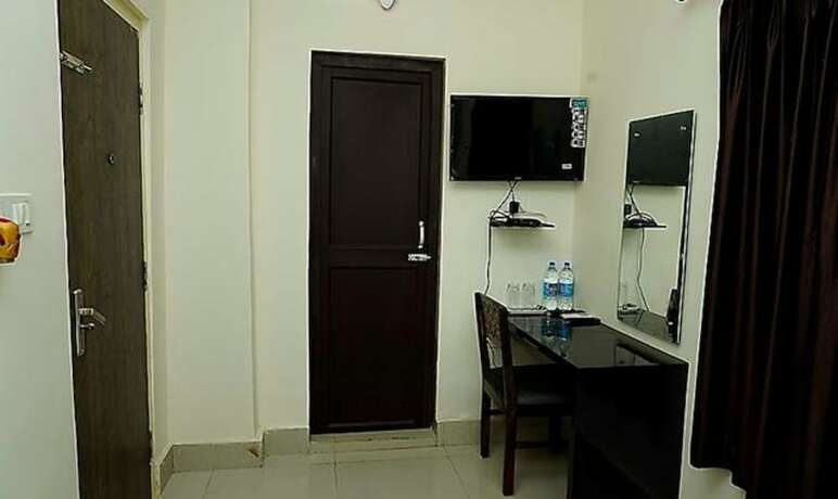 Imagen general del Hotel Fabhotel Ekamra Greens By Ys. Foto 2