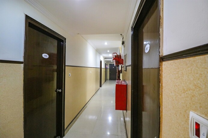 Imagen general del Hotel Fabhotel Elite Park. Foto 16