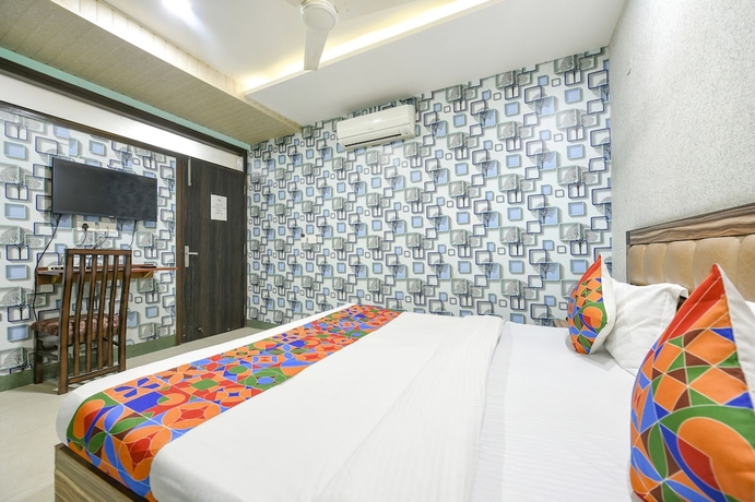 Imagen de la habitación del Hotel Fabhotel Ess Pee Grand. Foto 13