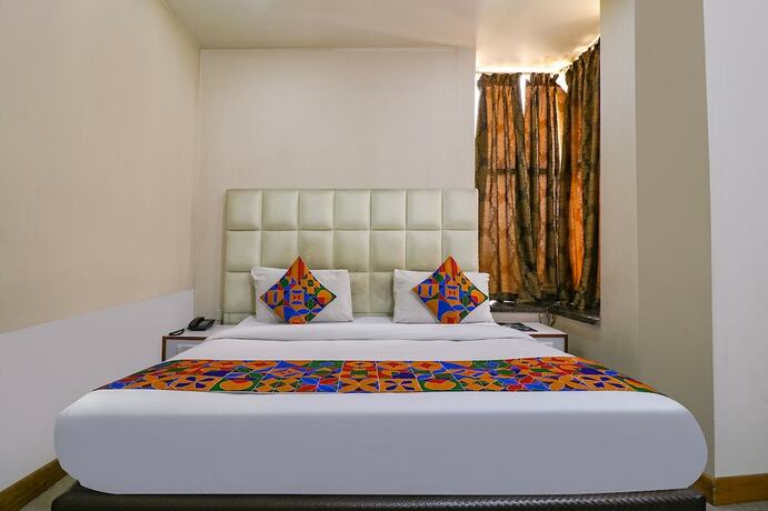Imagen de la habitación del Hotel Fabhotel Gaba Corporate Suites. Foto 19