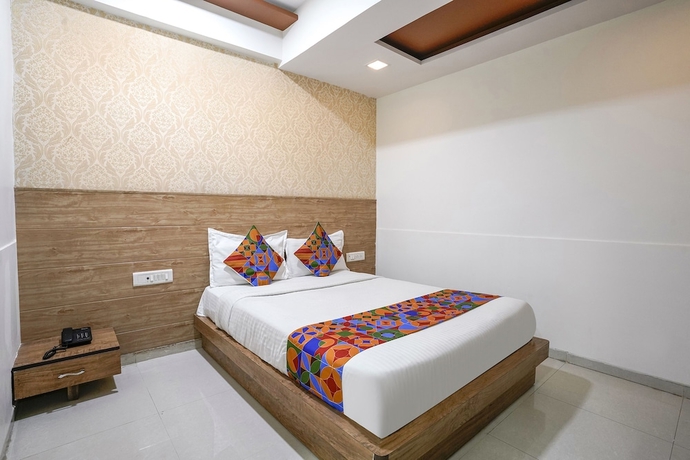 Imagen de la habitación del Hotel Fabhotel Galaxy I. Foto 3