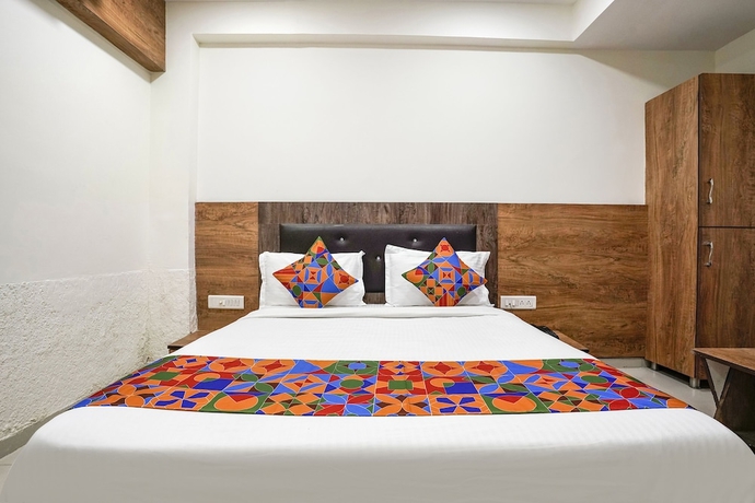 Imagen de la habitación del Hotel Fabhotel Galaxy I. Foto 4