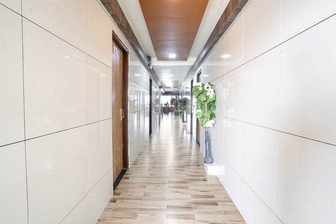 Imagen de los interiores del Hotel Fabhotel Galaxy I. Foto 14