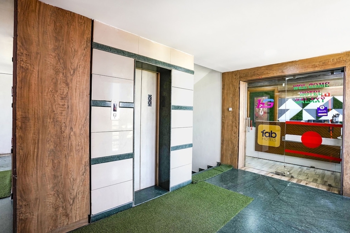 Imagen de los interiores del Hotel Fabhotel Galaxy I. Foto 15