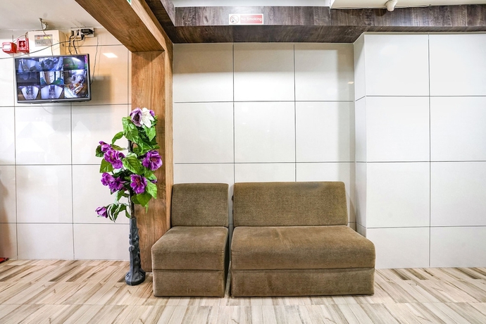 Imagen de los interiores del Hotel Fabhotel Galaxy I. Foto 19