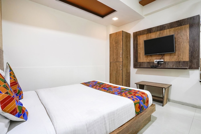 Imagen de la habitación del Hotel Fabhotel Galaxy I. Foto 8
