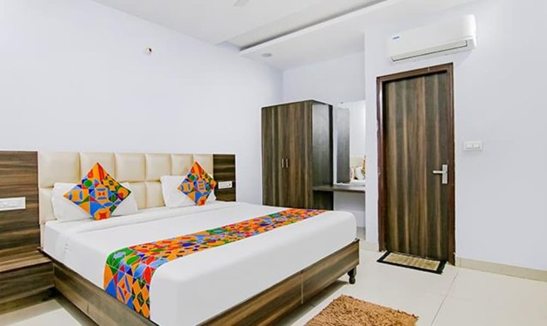 Imagen de la habitación del Hotel Fabhotel Galaxy View. Foto 18