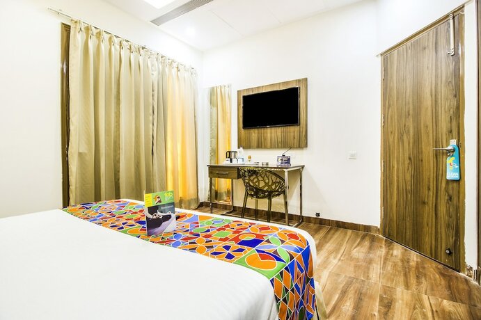 Imagen general del Hotel Fabhotel Galleria Inn. Foto 5