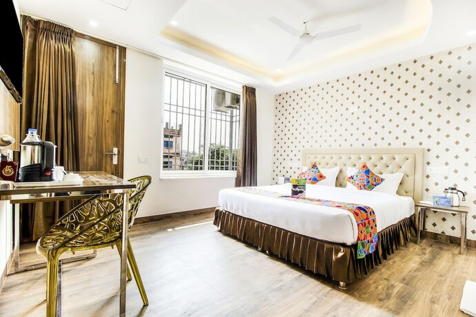 Imagen de la habitación del Hotel Fabhotel Galleria Inn. Foto 34