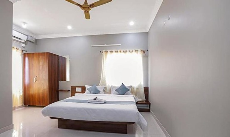 Imagen general del Hotel Fabhotel Gateway Suites. Foto 2