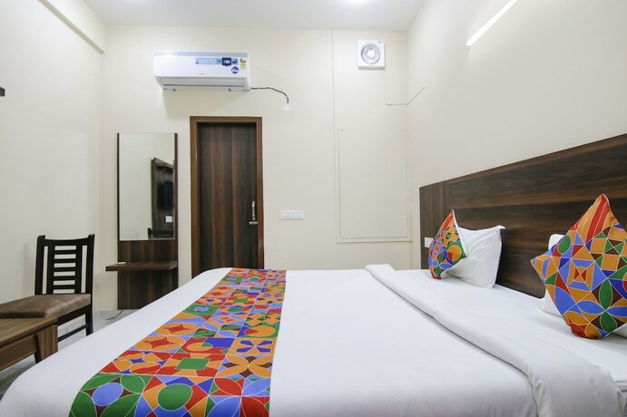 Imagen de la habitación del Hotel Fabhotel Gg Residency. Foto 18