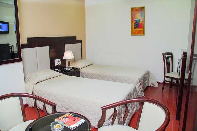 Imagen general del Hotel Fabhotel Gold Leaf I. Foto 8